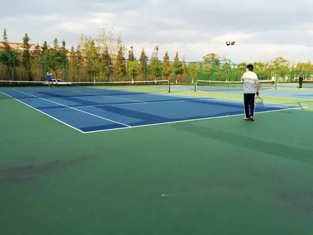 1533266083869299.jpg 中職高職學(xué)校